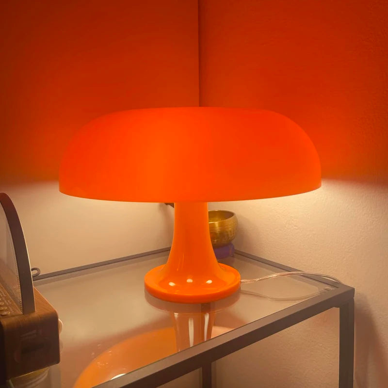 Italienische Designer-LED-Pilzlampe – Minimalistische Tischleuchte für Schlafzimmer und Wohnräume